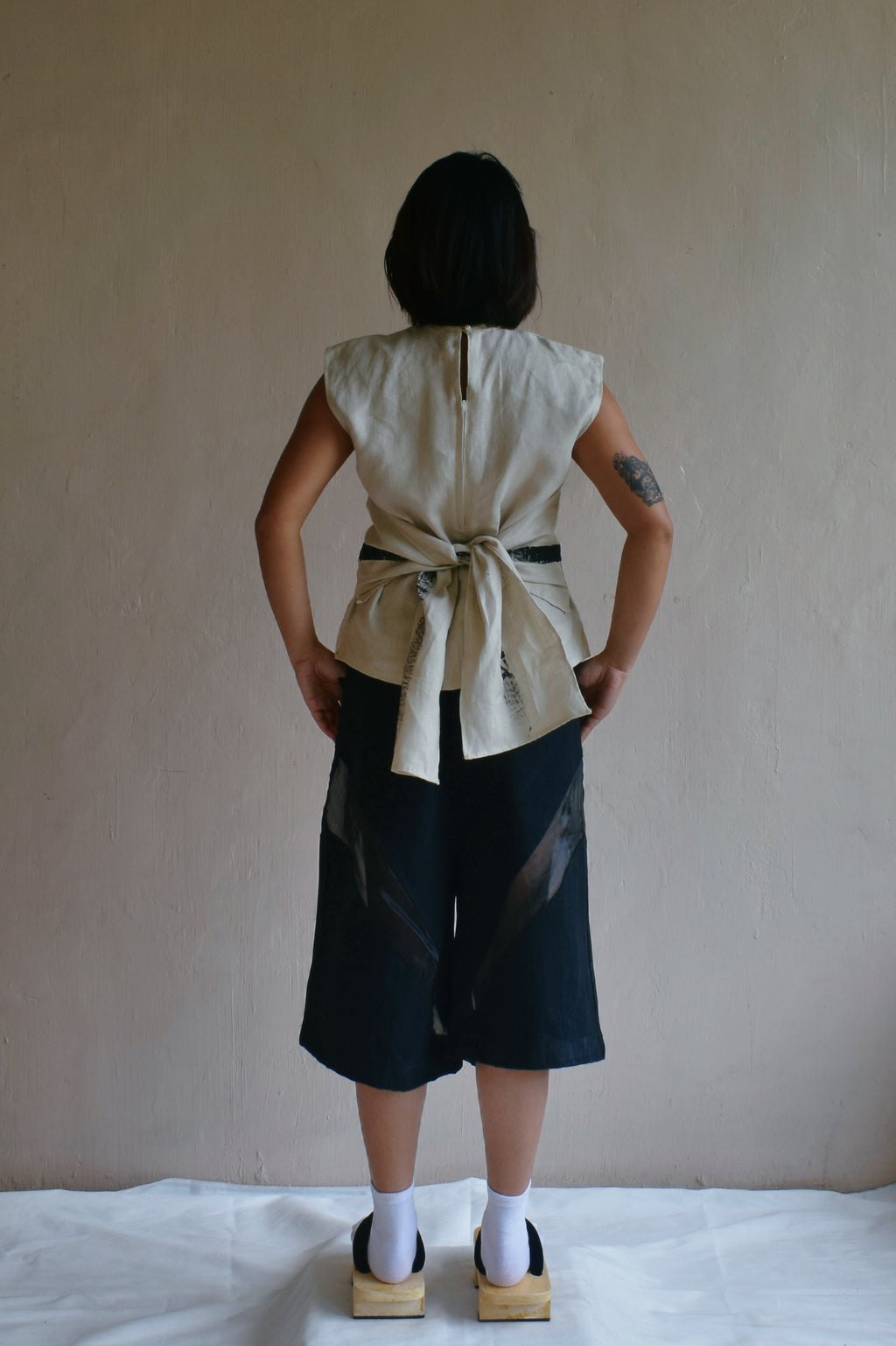 Linen Tie up Top