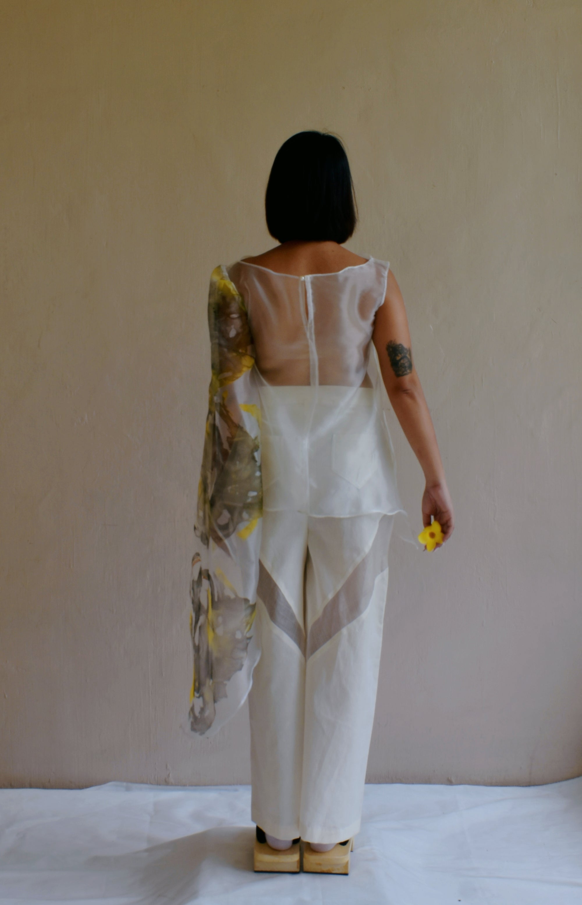 Efflorescence Top