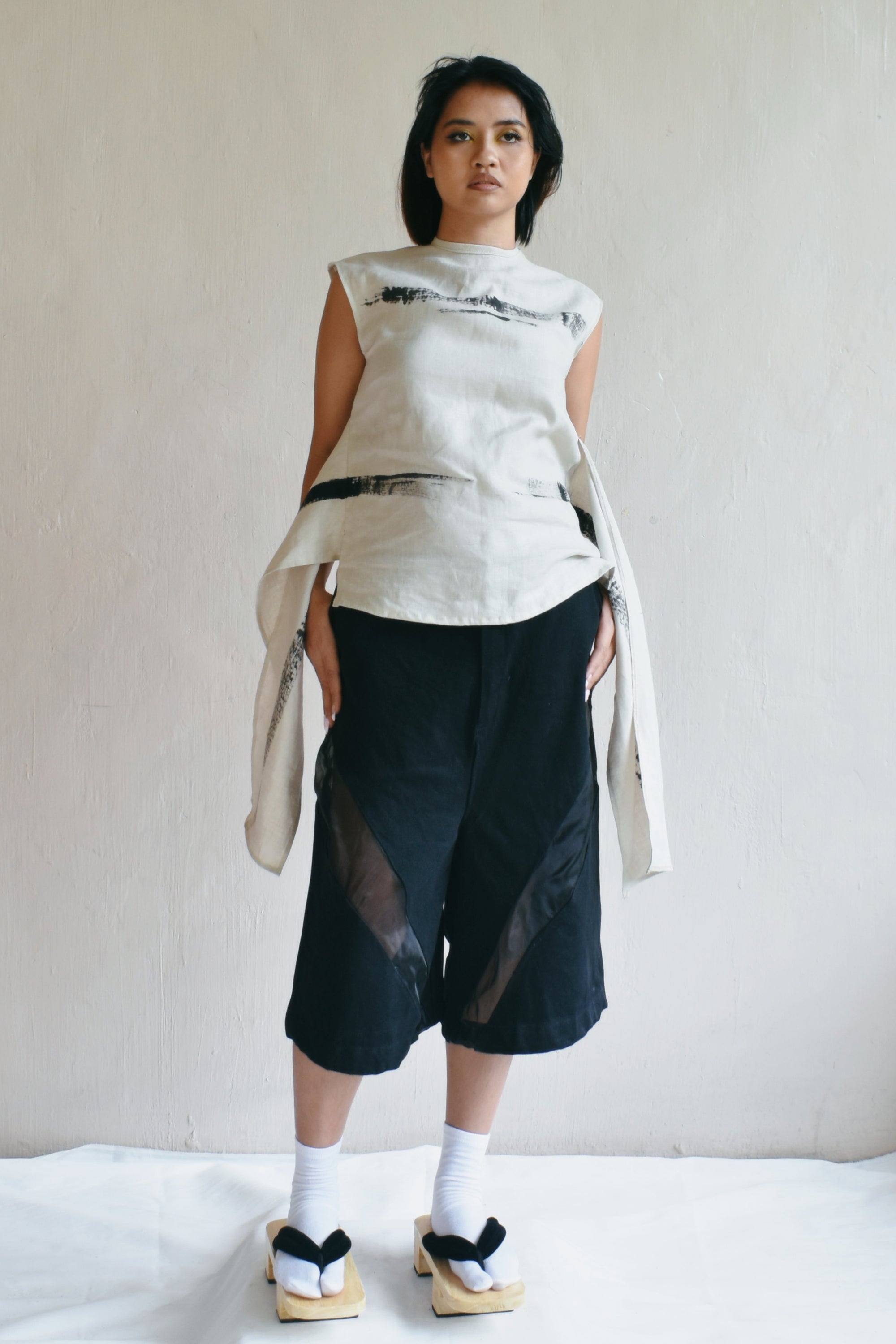 Linen Tie up Top