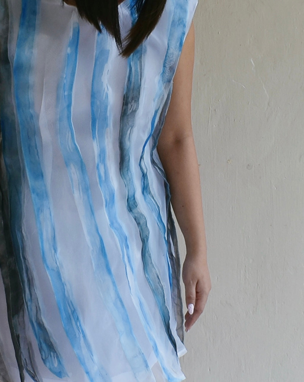 A Wave in a Dress