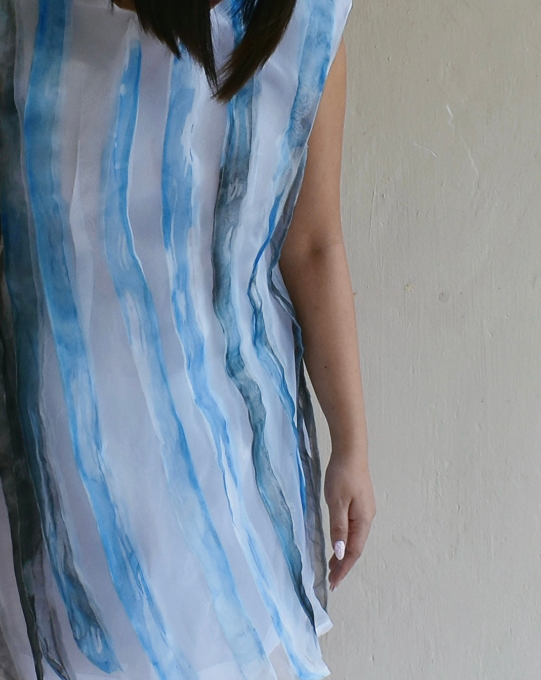 A Wave in a Dress