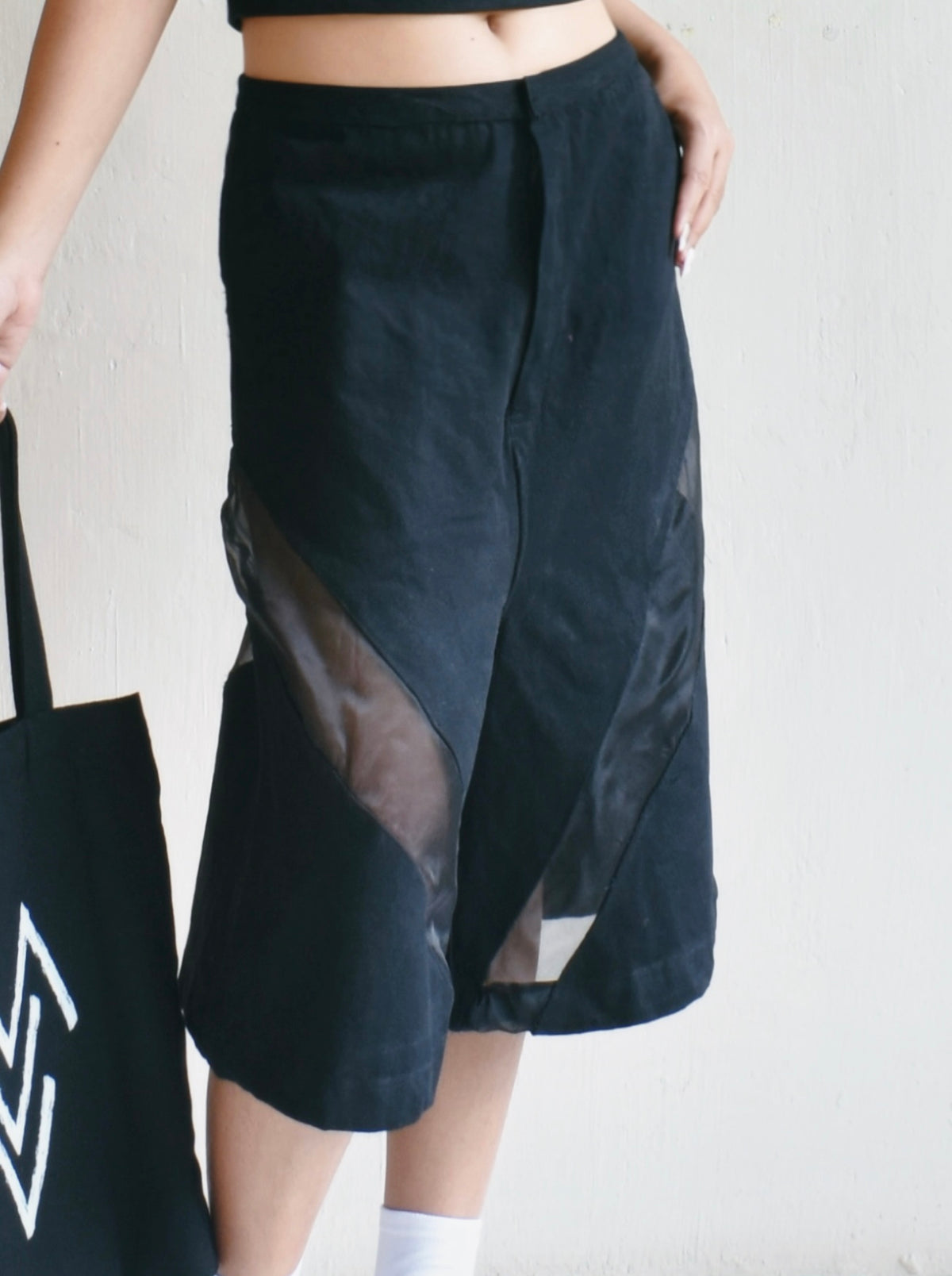 The MVN Denim Shorts in Black