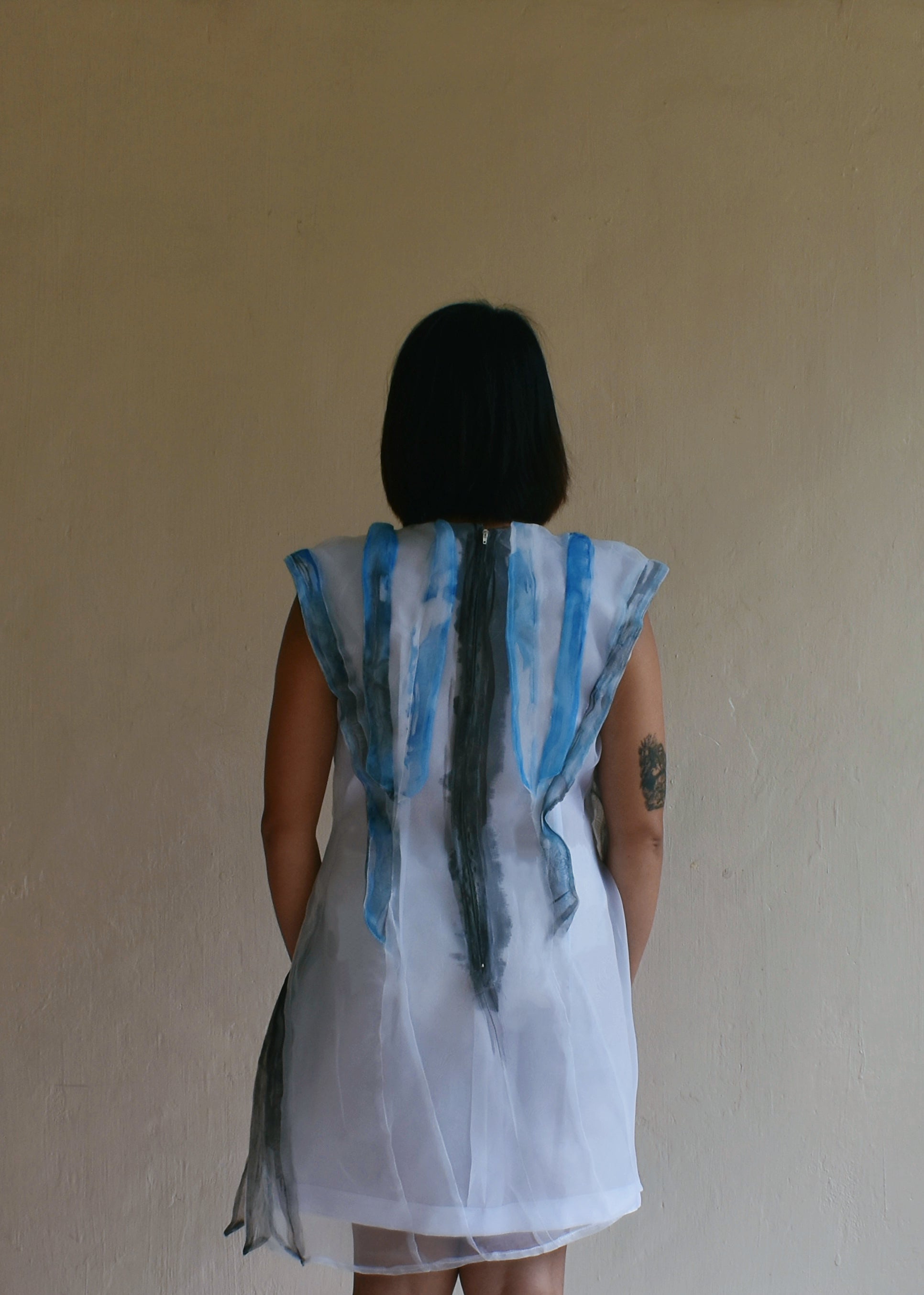 A Wave in a Dress